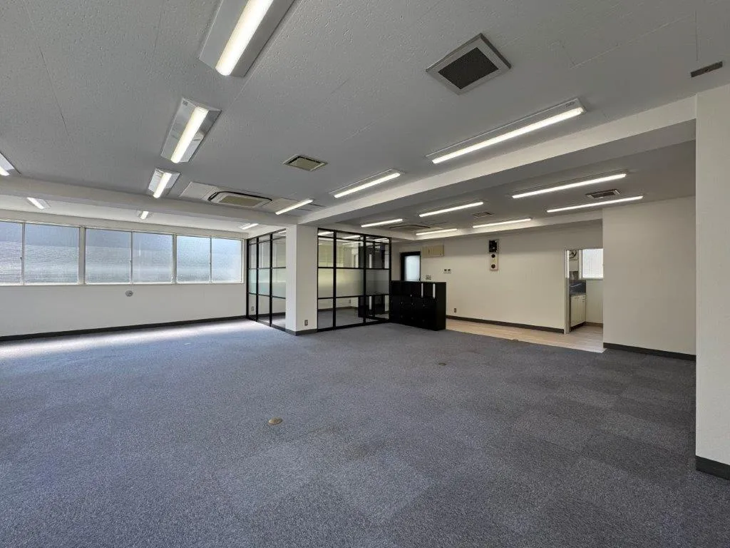 品川区大崎広小路の男女別トイレ設置オフィス